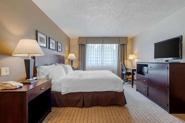 Clarion Inn Elmira Horseheads image 9